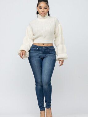 NWT Burst Your Bubble Cropped Sweater (Ivory)